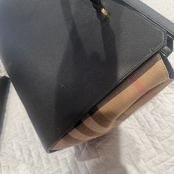 Burberry Purse