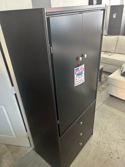 Closet wardrobe available in different colors