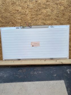 Eight Cooper Lighting Metalux 24GPT3840R
