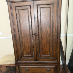 Cal King Bedroom Set 