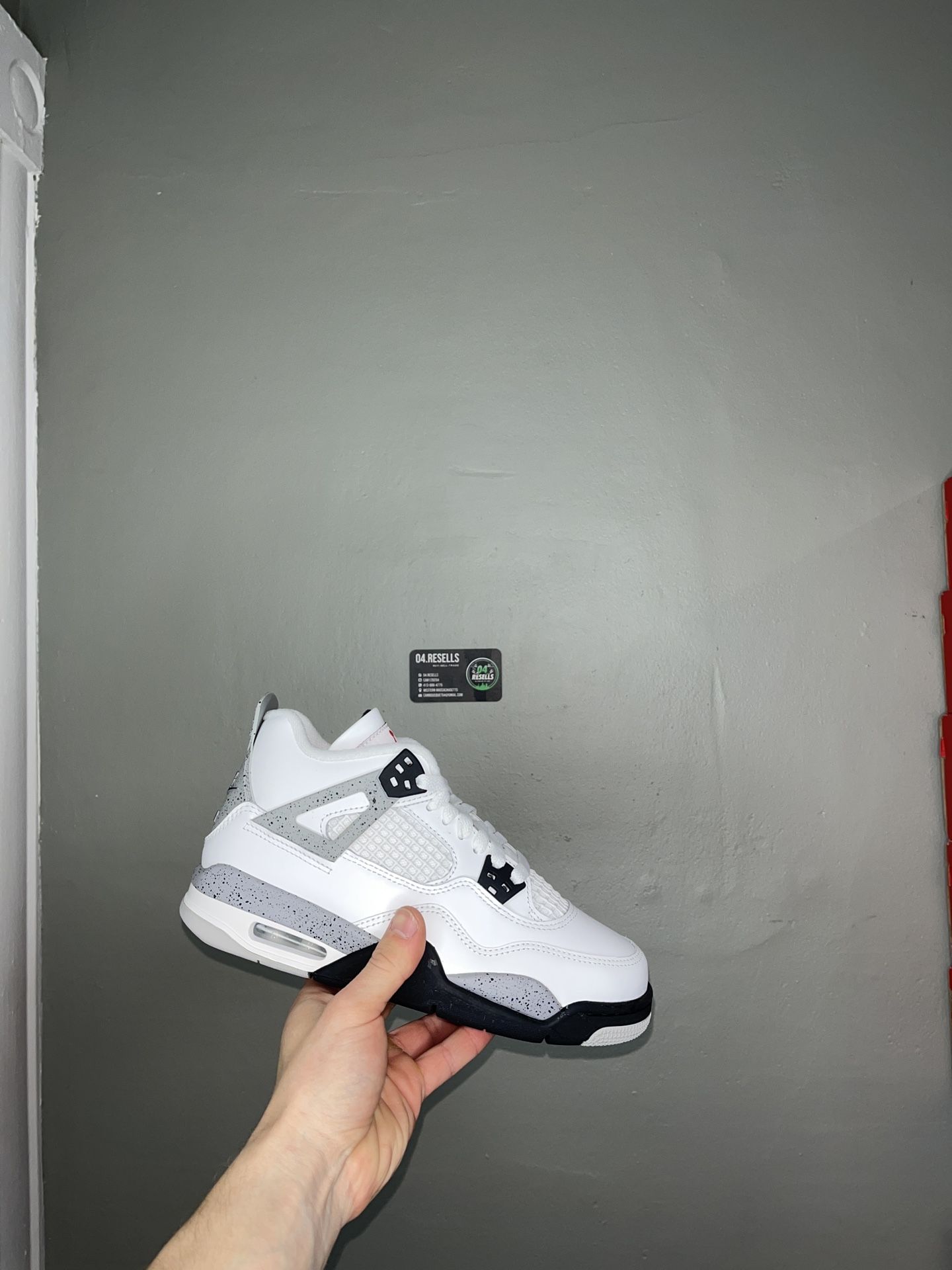 Jordan 4 White Cement