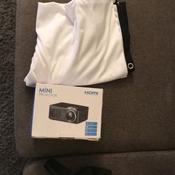 Mini Projector With 100 Feet Screen