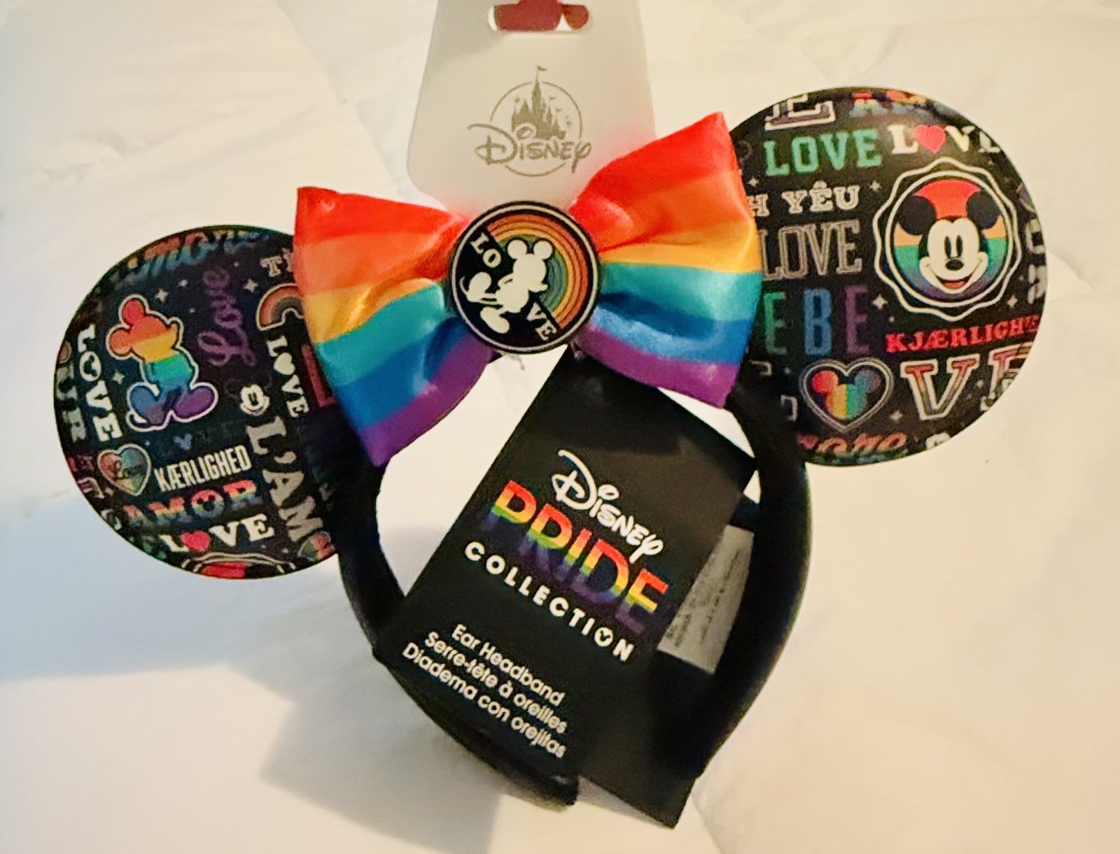 COLLECTOR EDITION!!! NEW Disney Pride Collection Rainbow Minnie Mouse Bow Ears Headband.