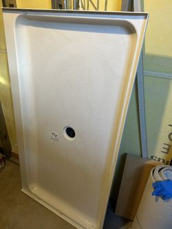 Acrylic Shower Pan 60”x34” Center Drain New
