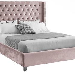 Queen Size Tufted Bed
