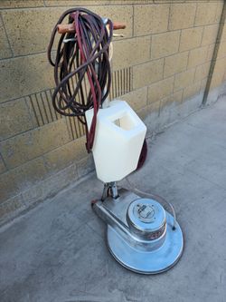 Clarke Floor Maintainer - Floor cleaner