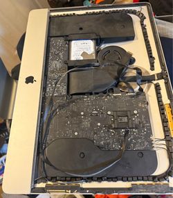 imac salvage, no screen.   $30