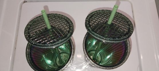 2 Starbucks Xmass Green Cups