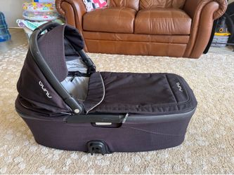 Nuna Bassinet