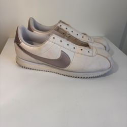 Girls 7Y Nike Cortez 