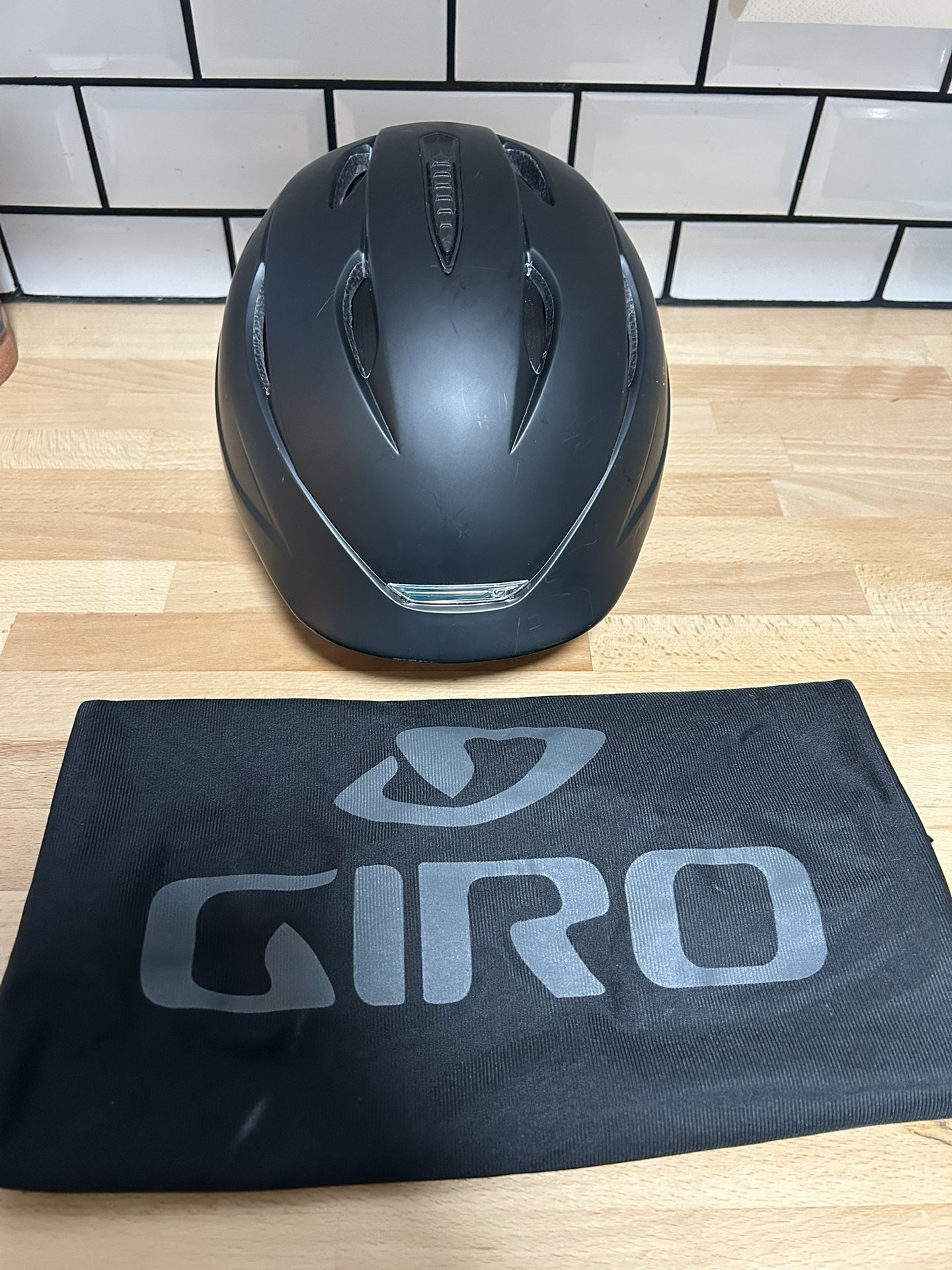 Men’s GIRO Ski Helmet L