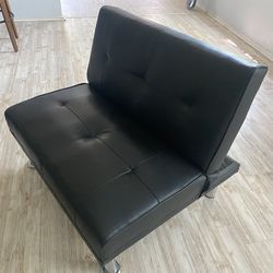 Single Leather Sofa 