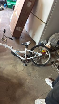 Bike trailer for kids