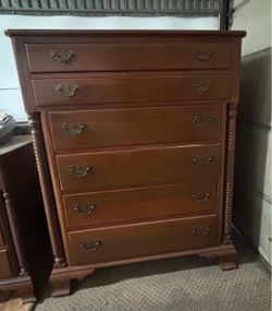 Wood dresser