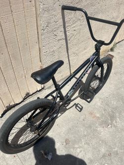 BMX Black bike *NO BRAKES*