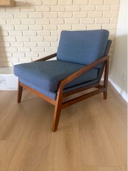 Accent chair