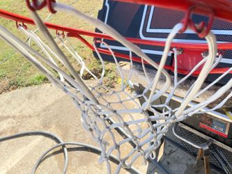 Basketball hoop
