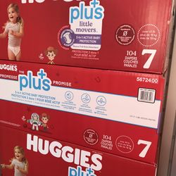 Huggies  Little Movers Plus Size 7/104 Diapers 