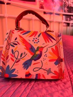 Unique hand purse