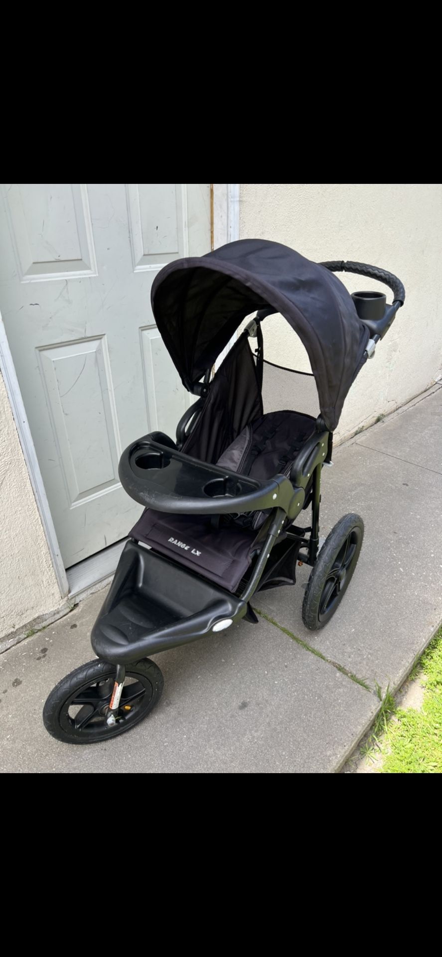 JOGGER STROLLER