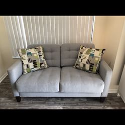 Powder Blue Love Seat (w/ 2 Matching Pillows)