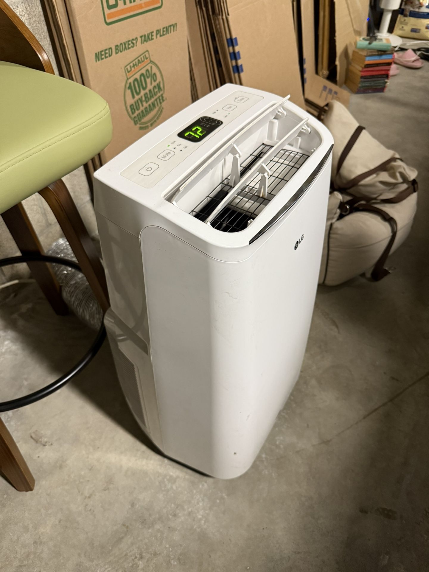 LG AC Unit 10,000 BTU