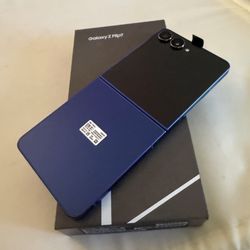 Galaxy Z Flip 7 256 GB Verizon  New Box