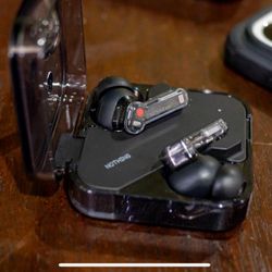 Wireless Headphones (NEW)