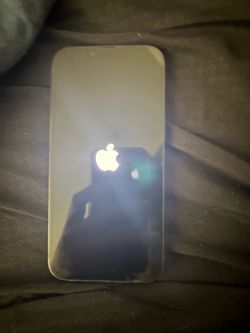 iPhone 16e passcode lock