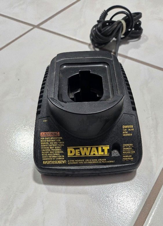 Drill Charger DEWALT