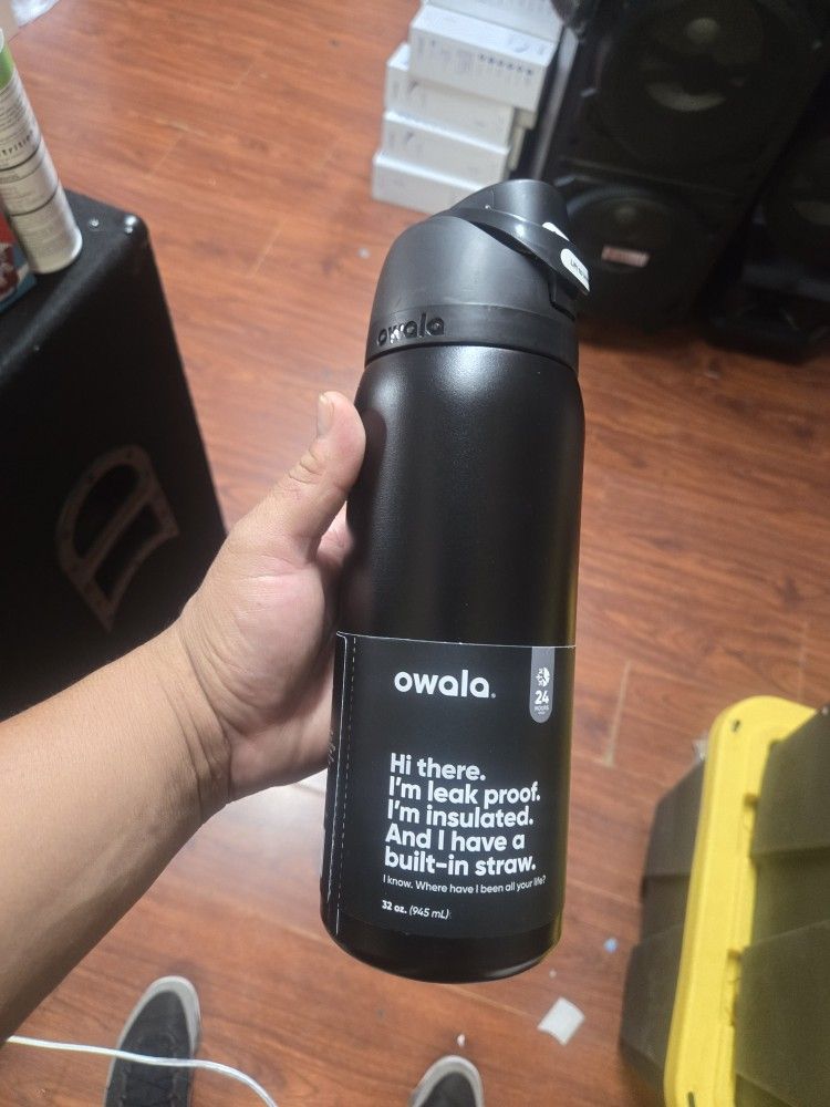 Owala 32oz Cup $25