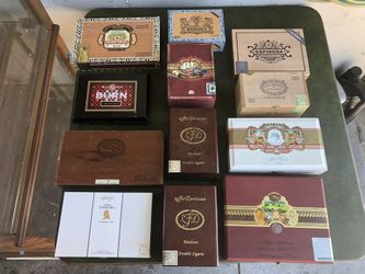 12 Collector cigar boxes