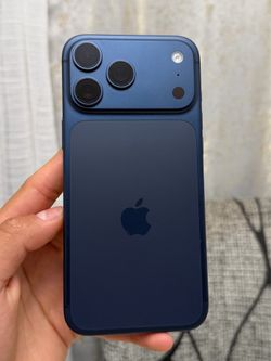 Apple iPhone 17 Pro Max 256Gb Brand New (T-Mobile and Metro Carrier Only)
