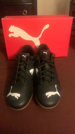 Puma , Attacanto II IT,Black/White, 10.5(Men’s)