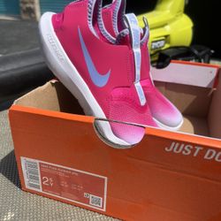 Nikes 