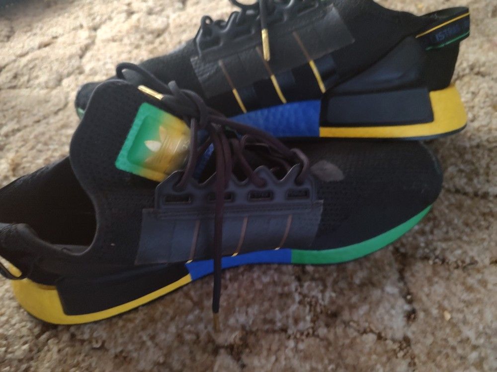 Adidas Men Shoes Size 13