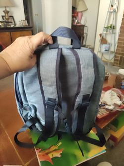 NEW BELLA RUSSO INSULATED ( BACK PACK).      PICK⛏️ UP ONLY