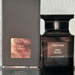 Tom Ford Oud Wood – 100ml
