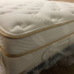 🔥 Saatva Classic King - $365 (Retail $1500) - Opera Singer's Prima Donna Suite! 🔥