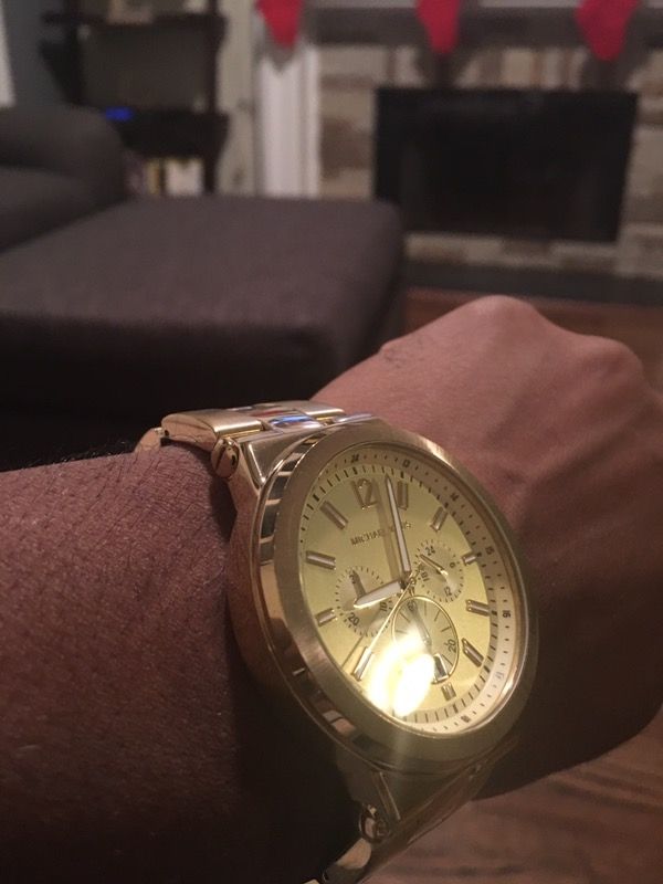 Michael Kors MK 8278 Gold tone dial Chronograph Men s Watch very