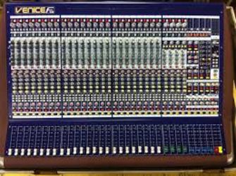 Midas f32 analog hybrid console