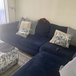 Sectional W a Che’s Lounge And Huge Arm Chair