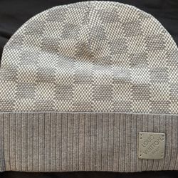 LOUIS VUITTON BEANIE