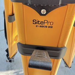 Step Dual Clamp Wood/fiberglass Tripod Black Hardware New In Box