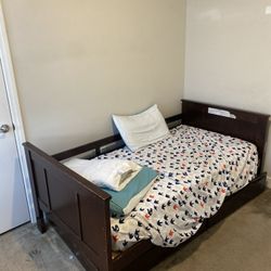 Full Size Bed With 2 Drawers (Mattress Included)