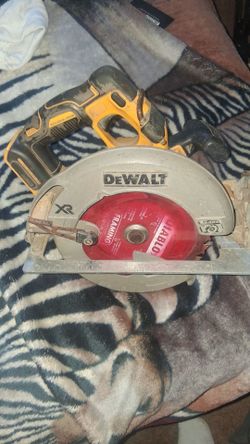DeWalt XR Saw