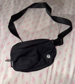 Lulu Fanny pack