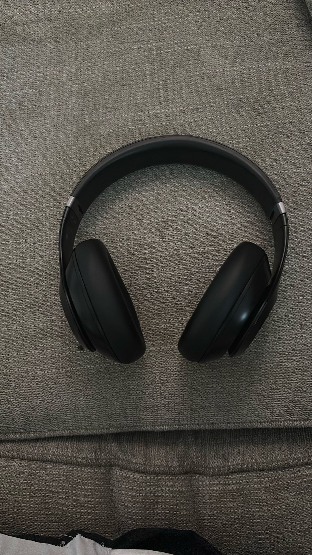 Beats Studio Pro