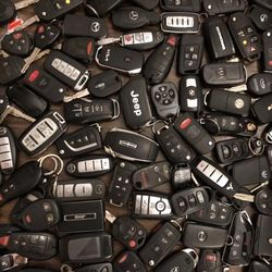 Bmw new key fob Lexus key fob Nissan key Jeep key Bentley key Toyota key fob