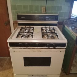 Magic Chef Gas Stove